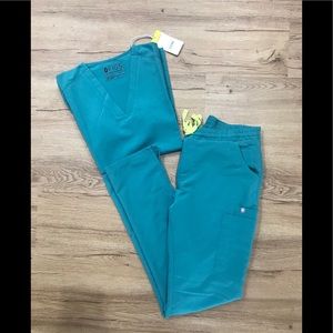 Figs Marine scrub set XS top/STall pants